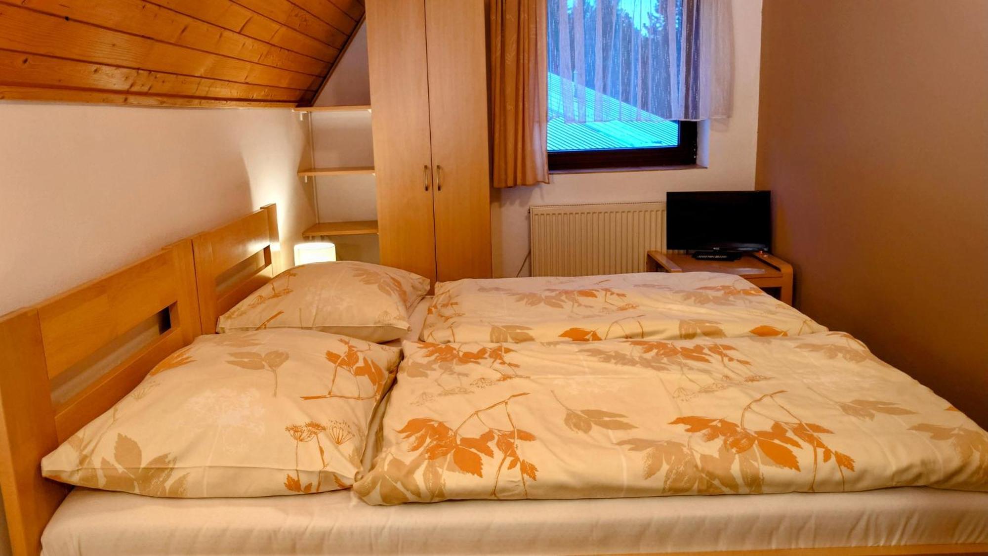 Raj Sportovni A Rekreacni Resort Branzez Knezmost Exterior foto
