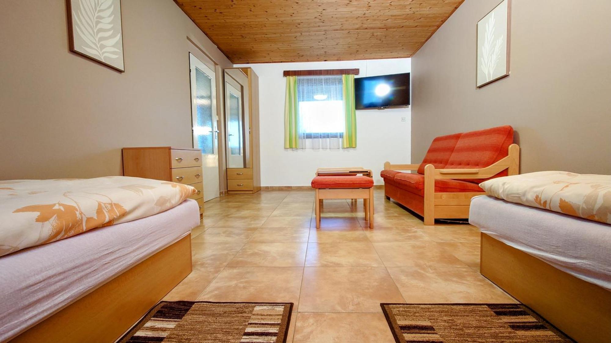 Raj Sportovni A Rekreacni Resort Branzez Knezmost Exterior foto