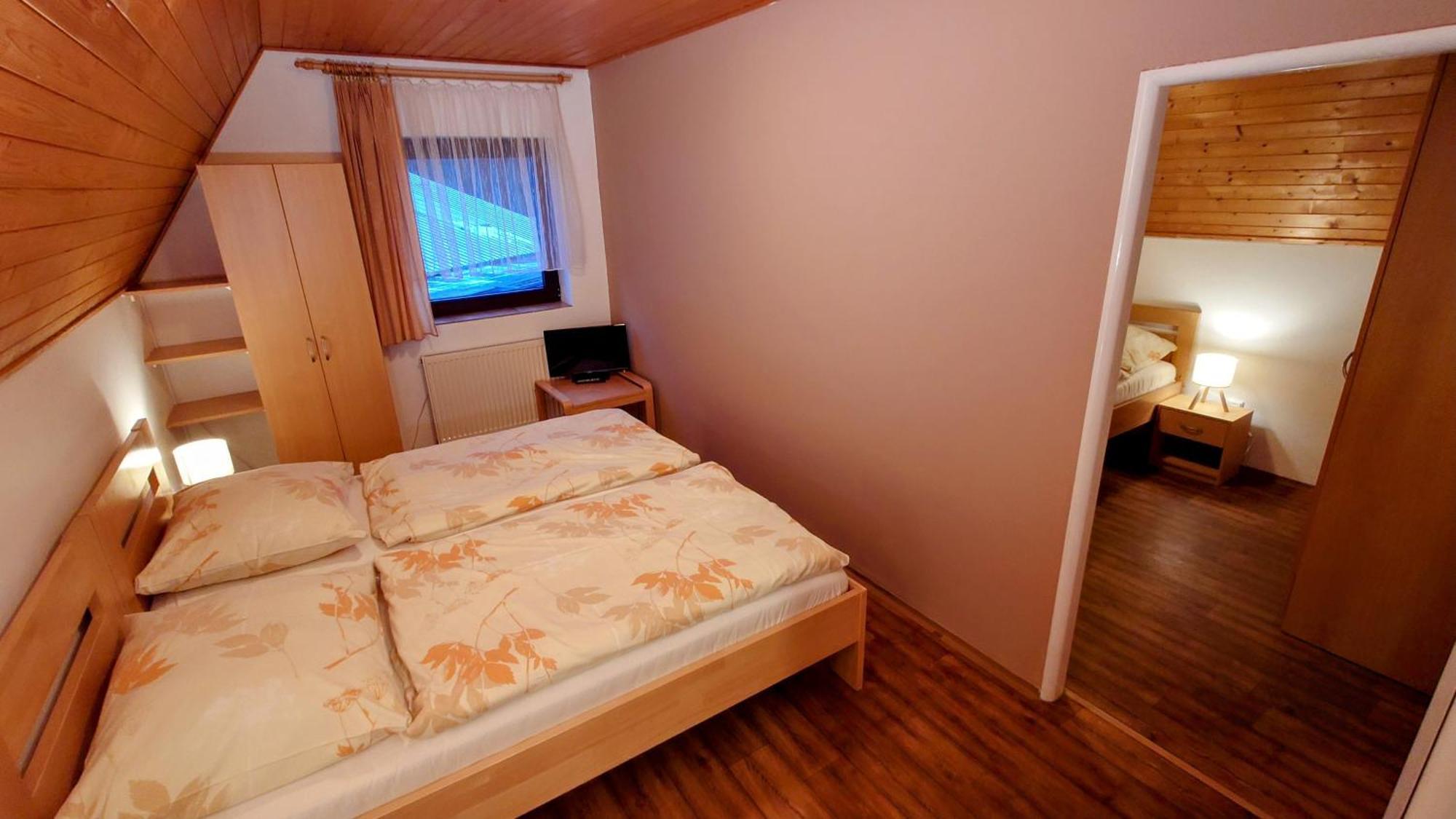 Raj Sportovni A Rekreacni Resort Branzez Knezmost Exterior foto